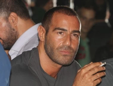 Ούτε κοιλιακοί ούτε Photoshop: Αυτό είναι το νέο κορμί του Αντώνη Κανάκη (φωτο)